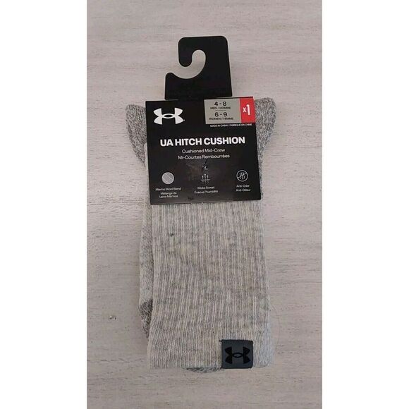 Under Armour 1357227-110 Hitch Cushion Mid-Crew Socks Sz 4-8 SUMMIT WHITE - Picture 1 of 7